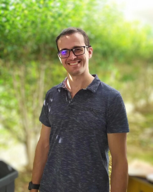 Portrait de Julien Gloanec illustrant les bienfaits de l’activité physique après une lésion cérébrale.